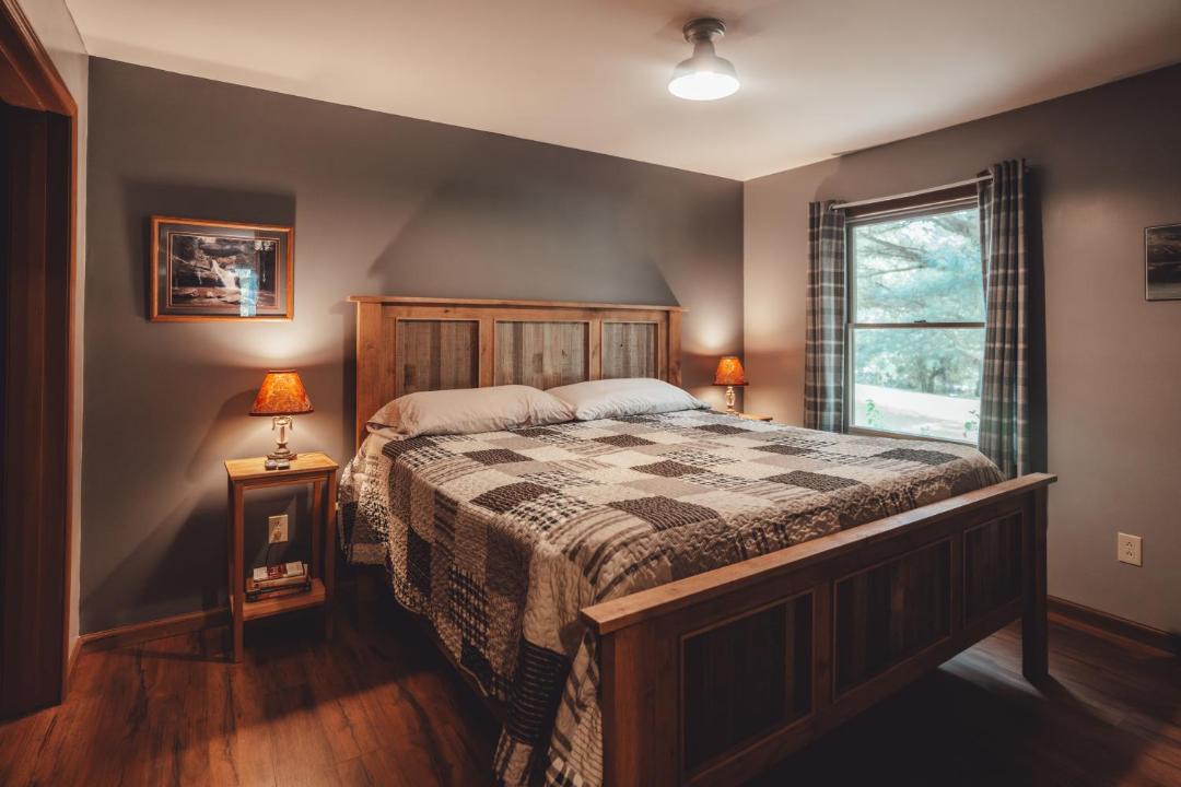 Photo of Bedroom in Rockbridge