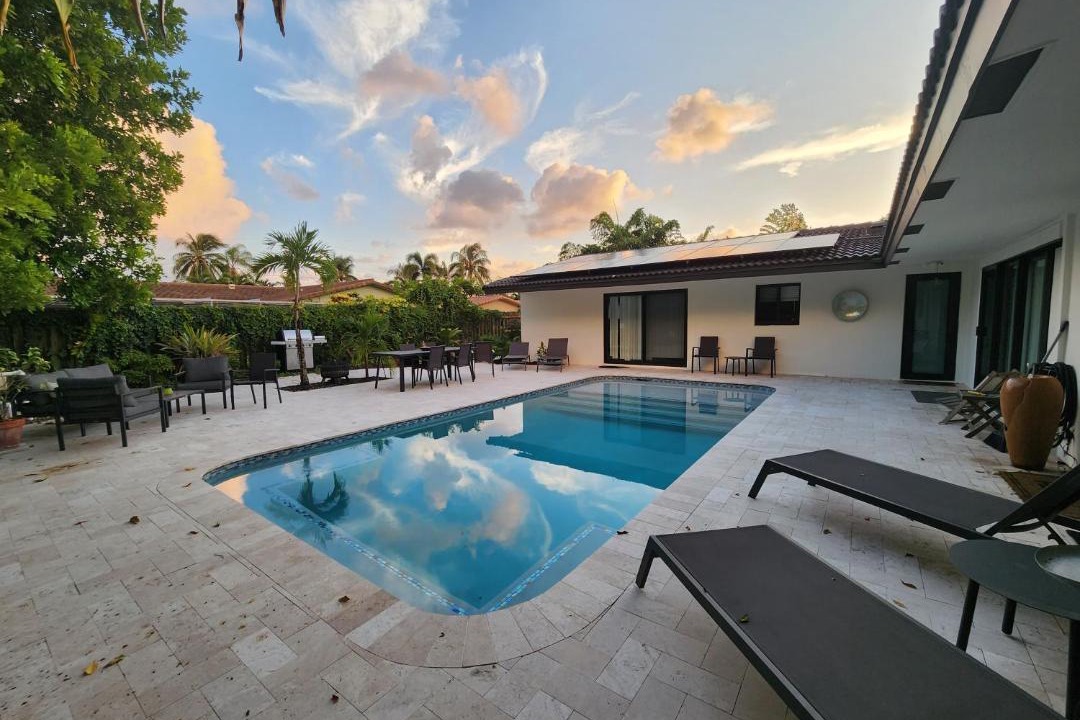 Photo of Others in Coral Ridge Isles