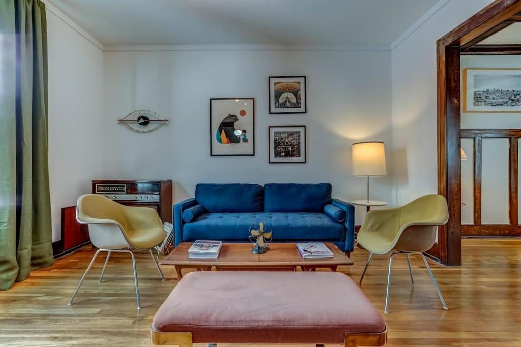 Photo of Livingroom in Mexicantown - Southwest Detroit