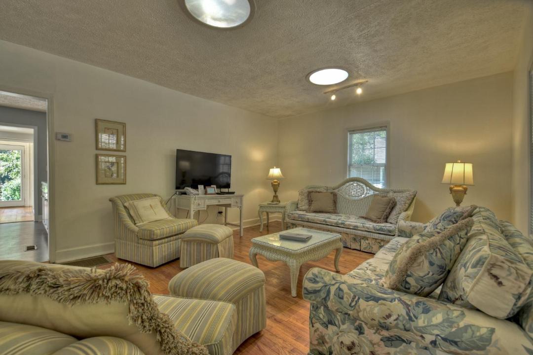 Photo of Livingroom in Williamstown