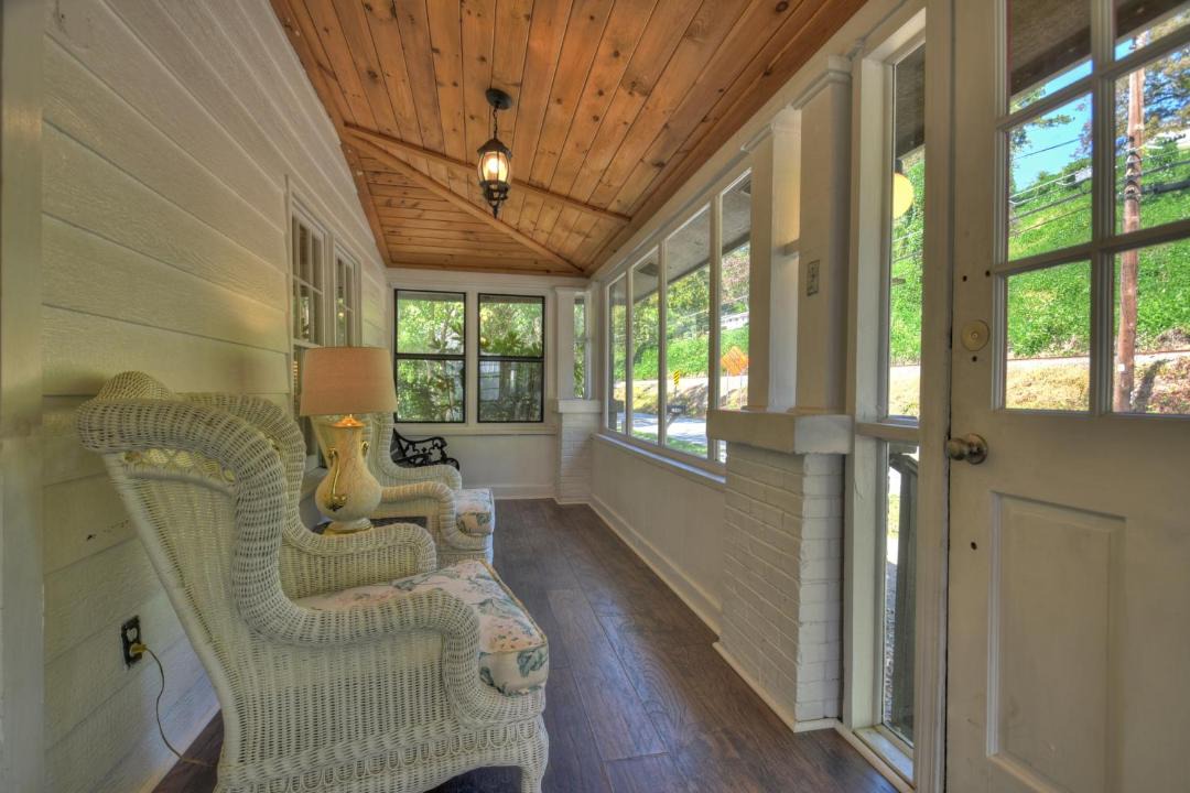 Photo of Livingroom in Williamstown