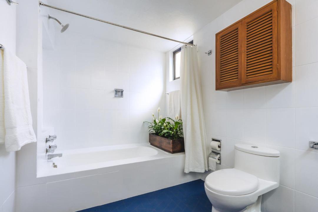Photo of Bathroom in Bosques de las Lomas