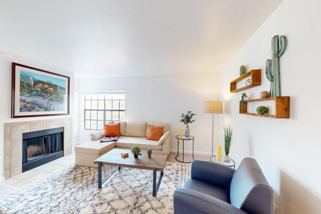 Photo of Livingroom in Tucson