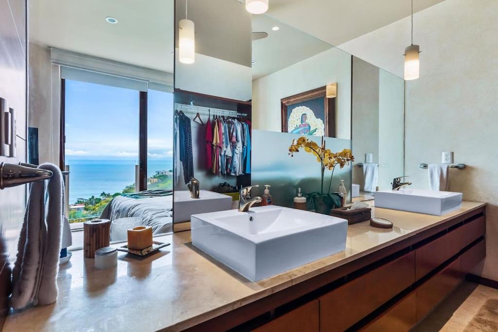 Photo of Bathroom in La Cruz de Huanacaxtle