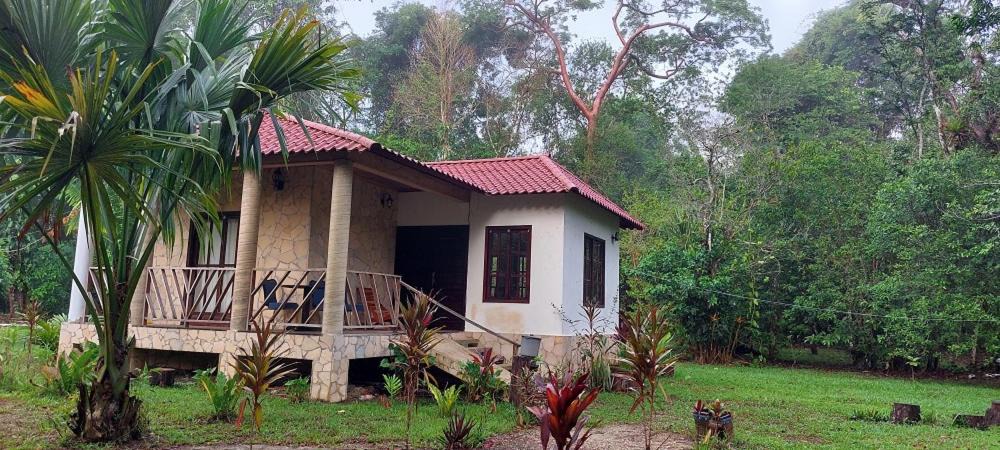 Photo of Buildings in Lacanja