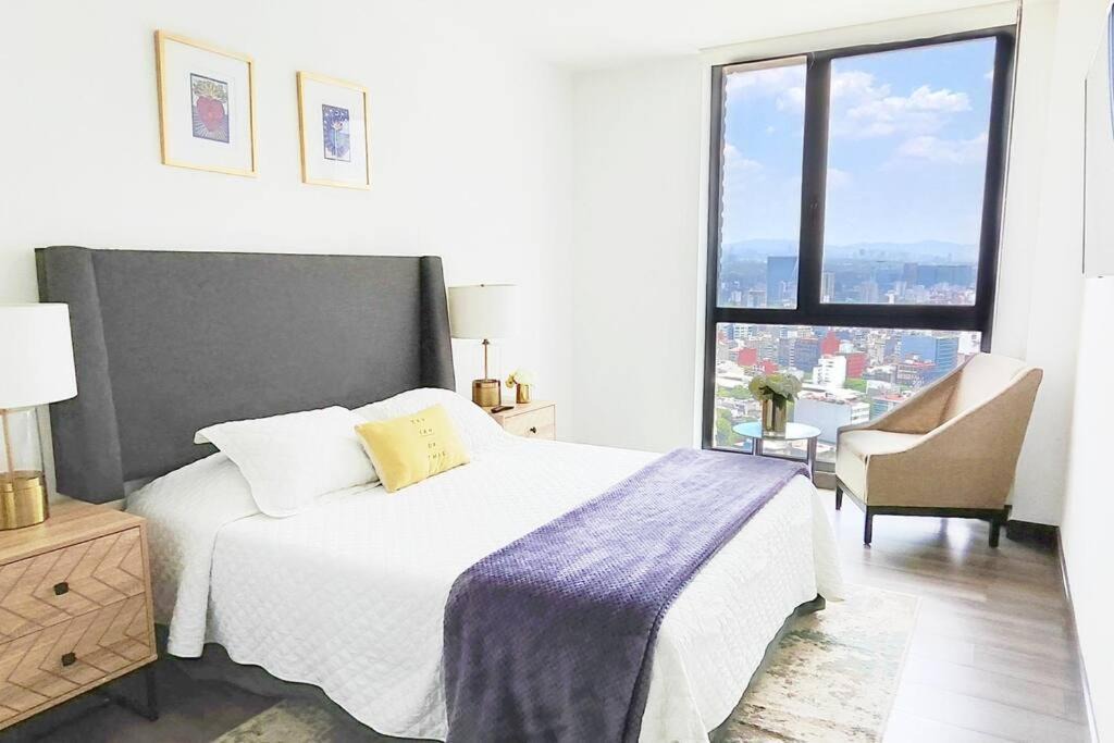 Photo of Bedroom in Anahuac