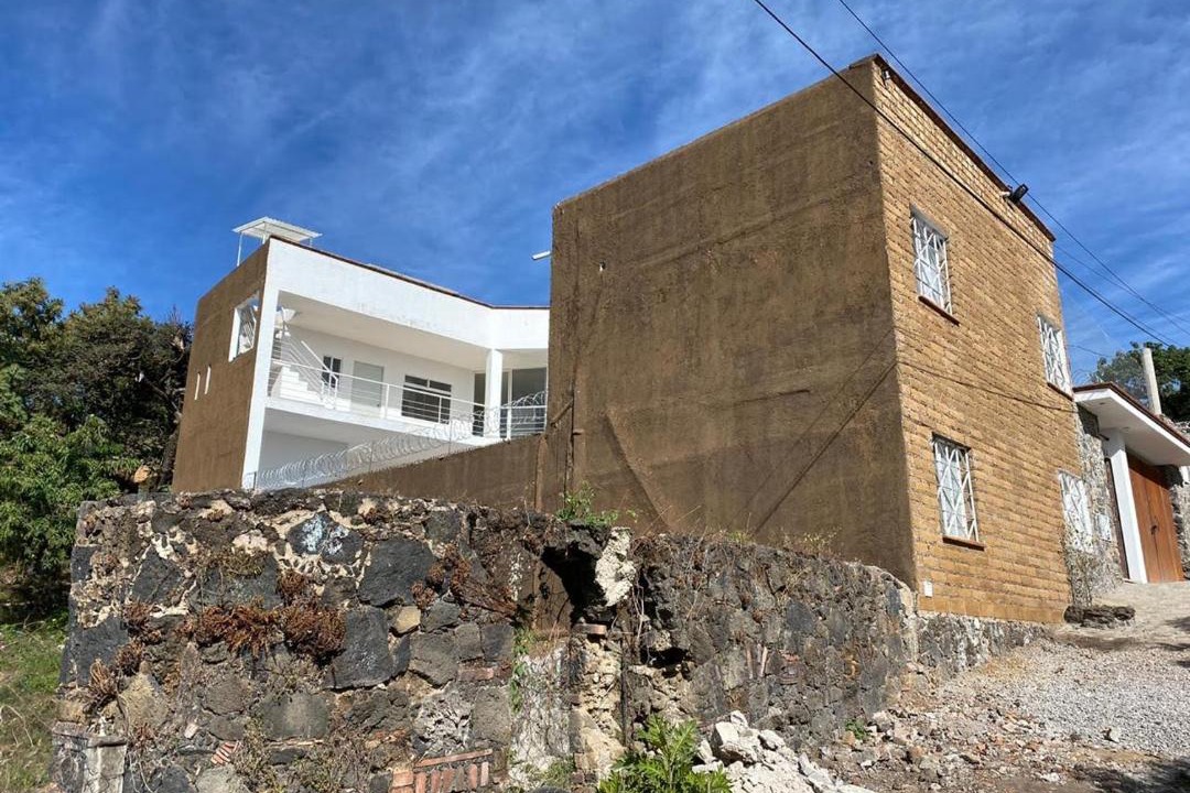 Photo of Buildings in Tepoztlan