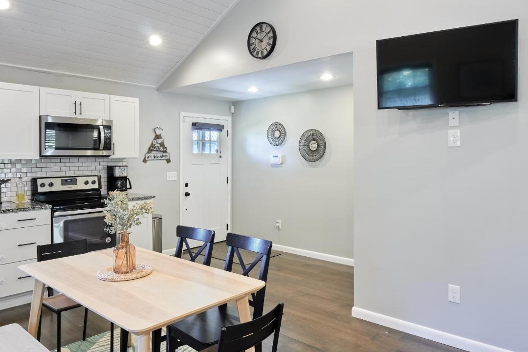 Photo of Livingroom in Rutherfordton