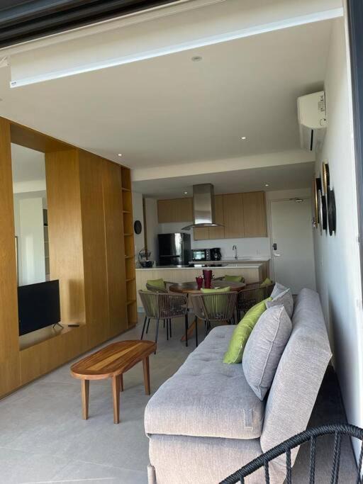 Photo of Livingroom in Flamingos