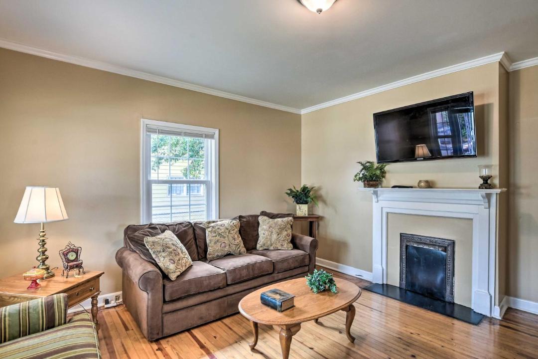 Photo of Livingroom in Parker
