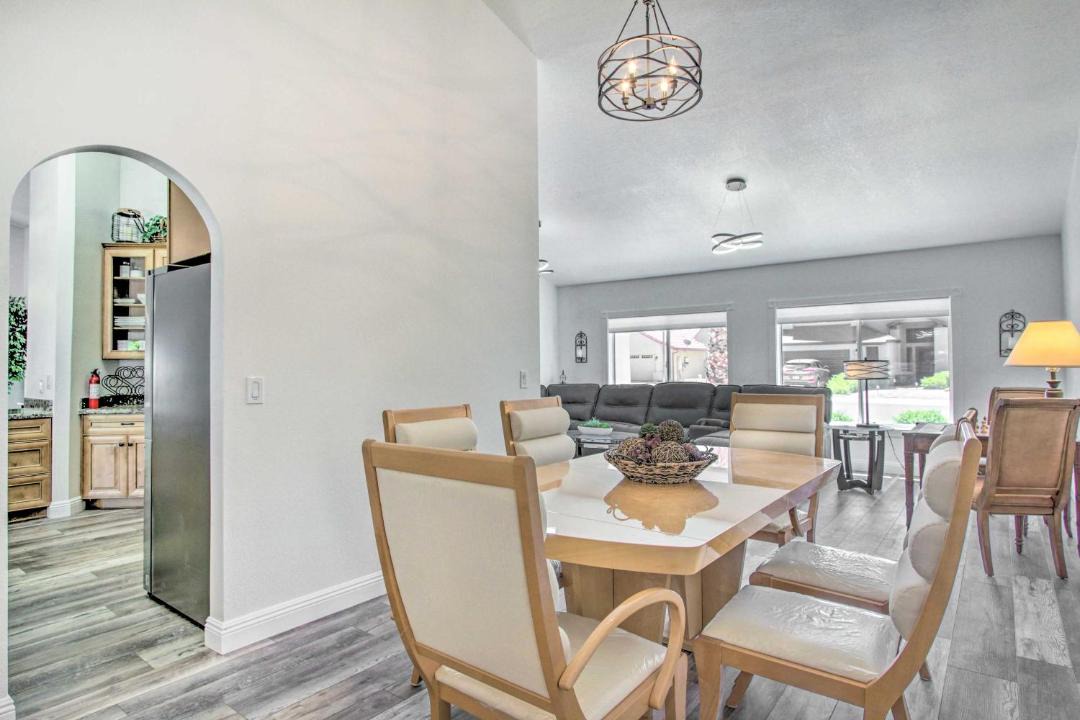 Photo of Livingroom in Adobe Hills