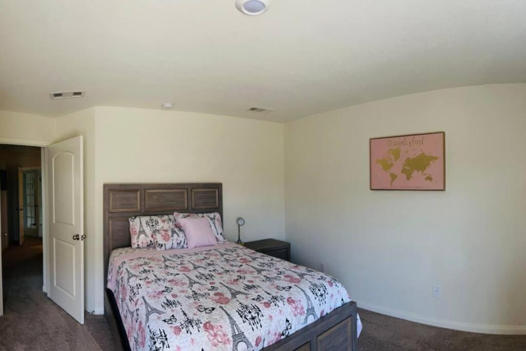 Photo of Bedroom in Katy