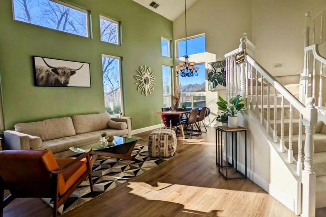 Photo of Livingroom in Roseville