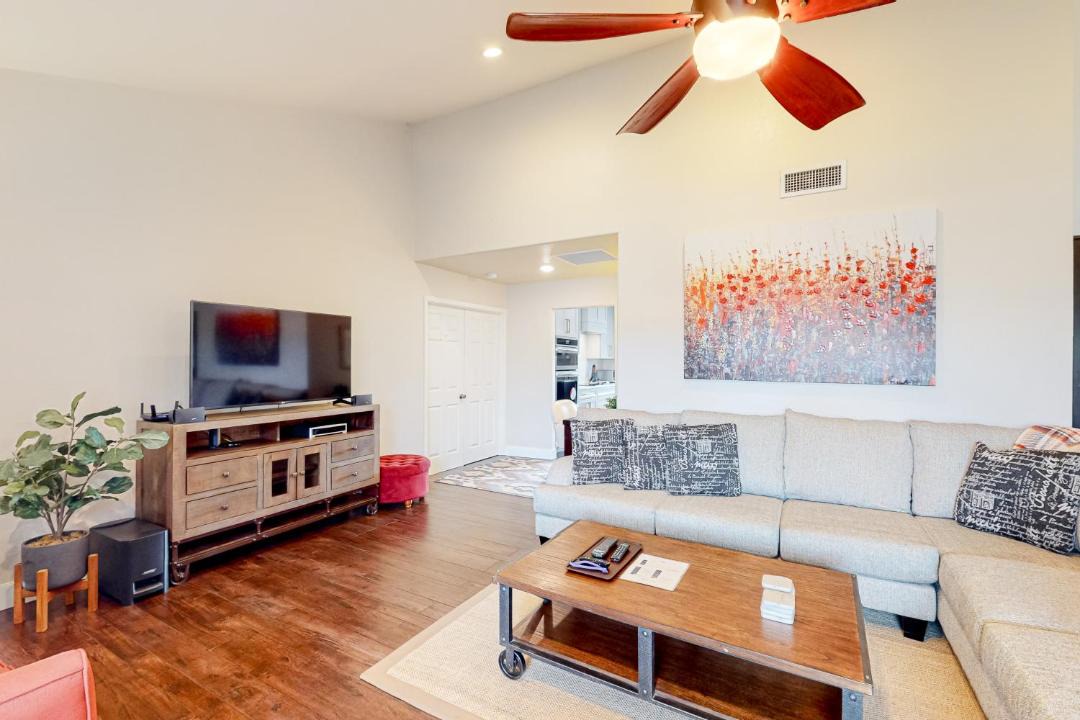 Photo of Livingroom in Tempe