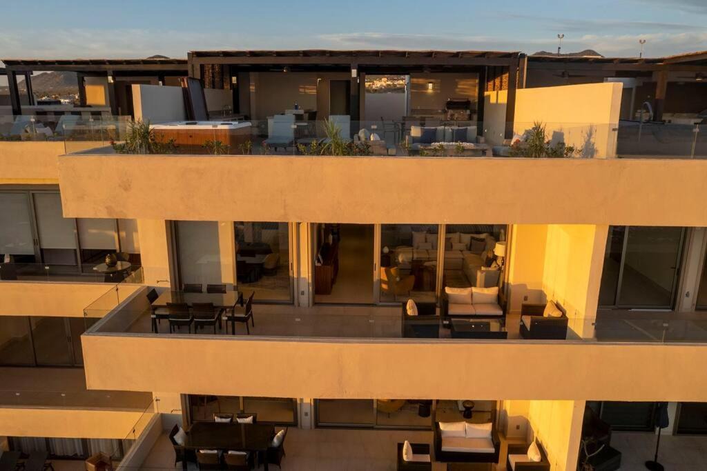 Photo of Buildings in El Tezal