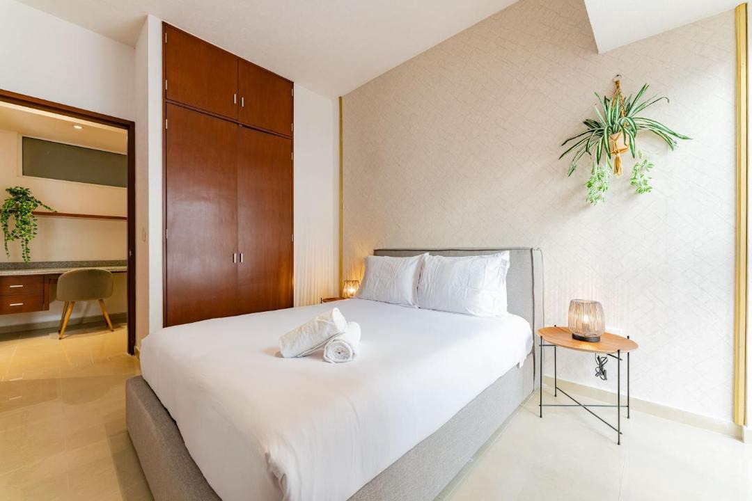 Photo of Bedroom in Anahuac