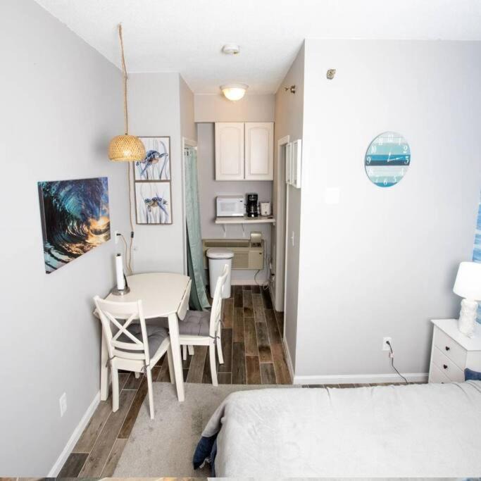 Photo of Livingroom in Hampton