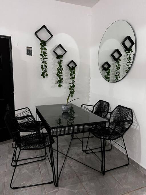Photo of Livingroom in South Shore Hotel Area
