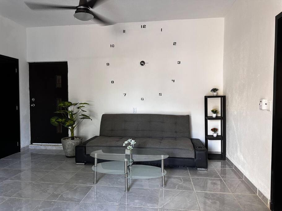 Photo of Livingroom in South Shore Hotel Area