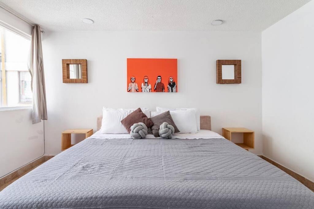Photo of Bedroom in San Miguel Chapultepec