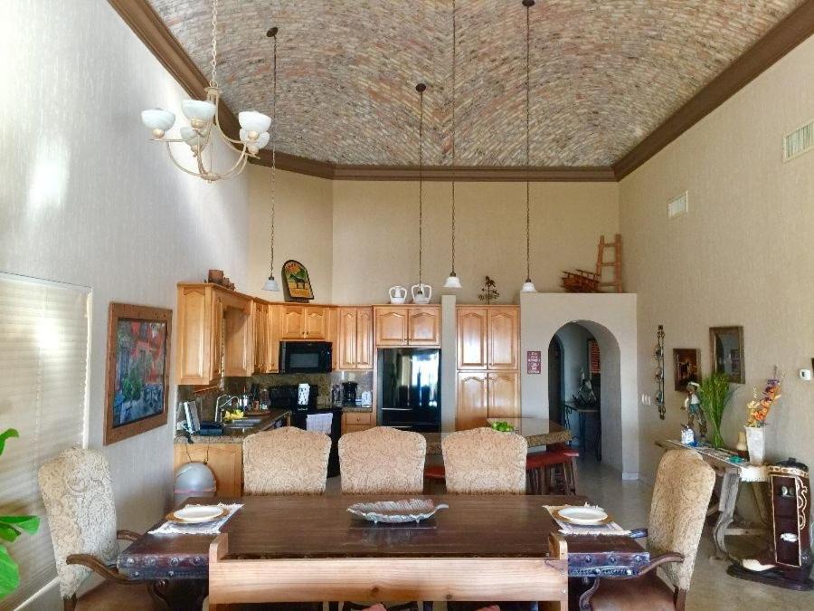Photo of Livingroom in Sandy Beach