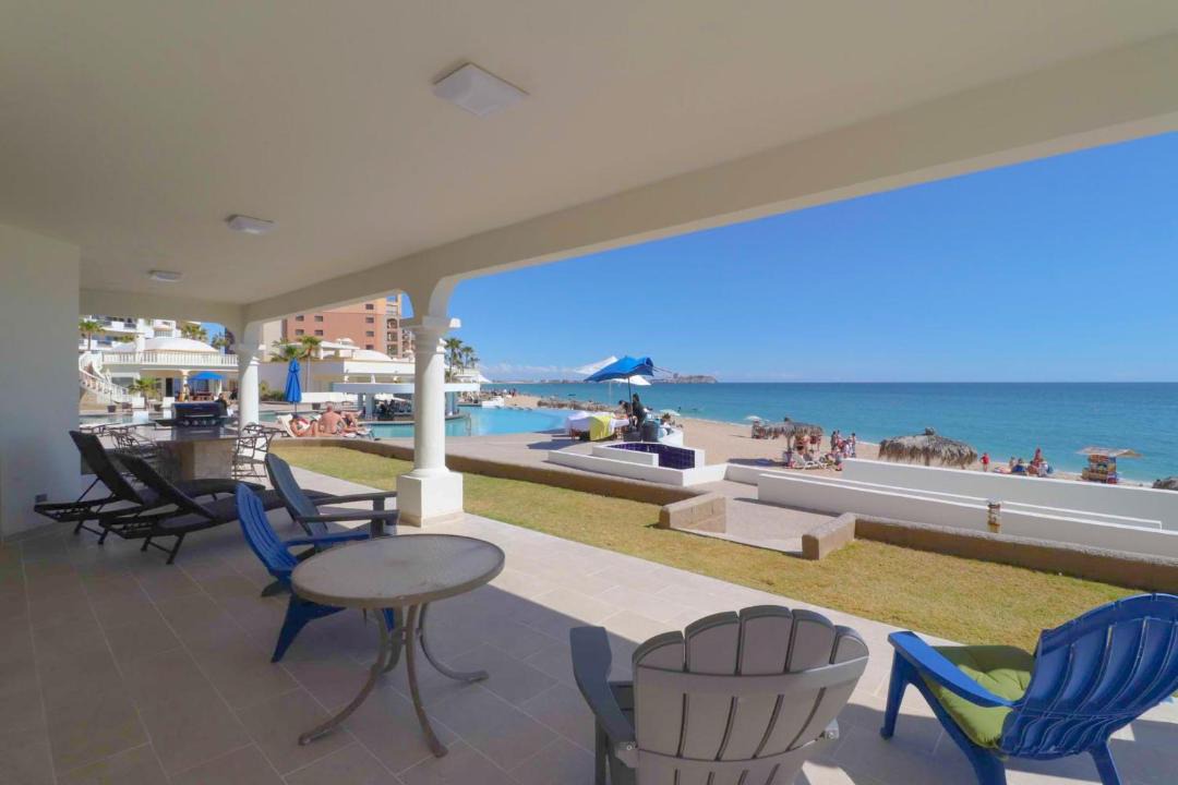 Photo of Patio Balcony in Sandy Beach