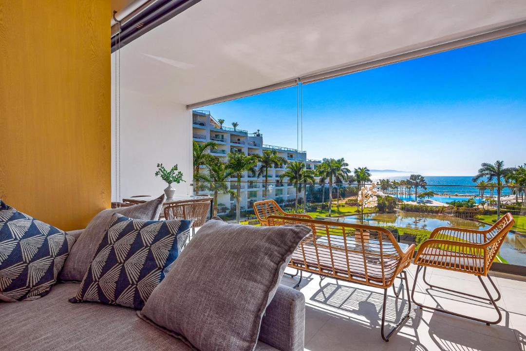 Photo of Patio Balcony in Flamingos