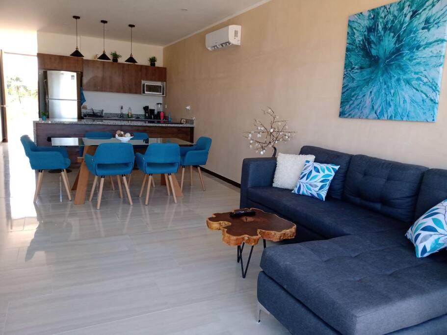 Photo of Livingroom in Chicxulub Puerto