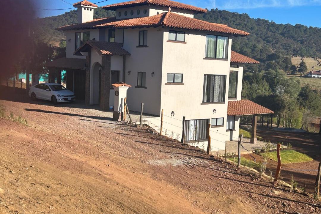 Photo of Buildings in Mazamitla