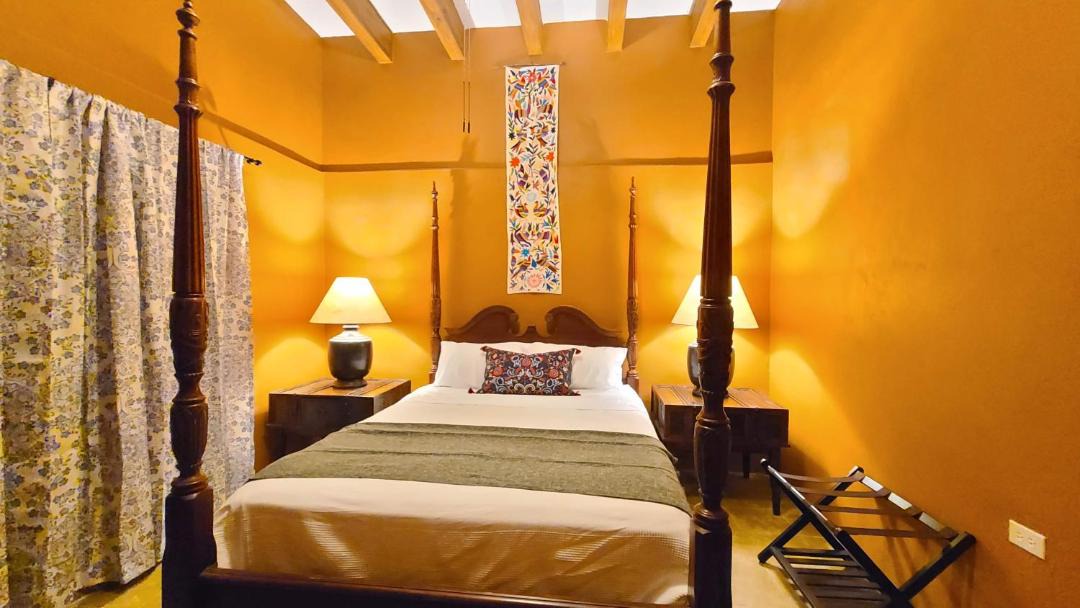 Photo of Bedroom in Alamos