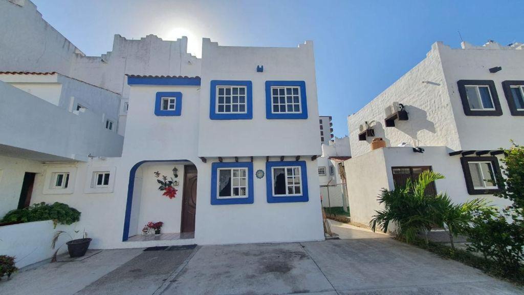 Photo of Buildings in Quintas del Mar