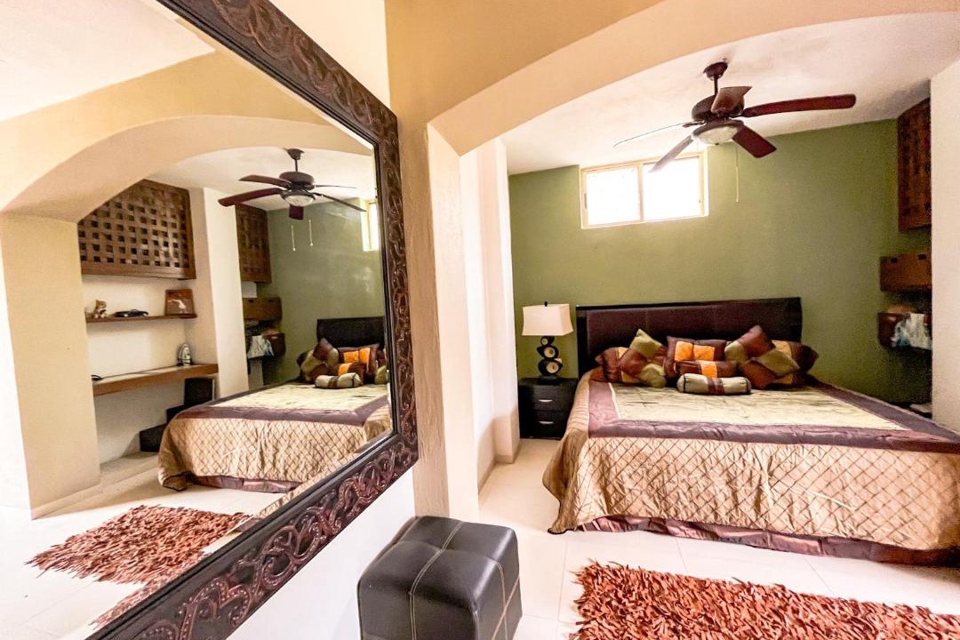 Photo of Bedroom in South Shore Hotel Area