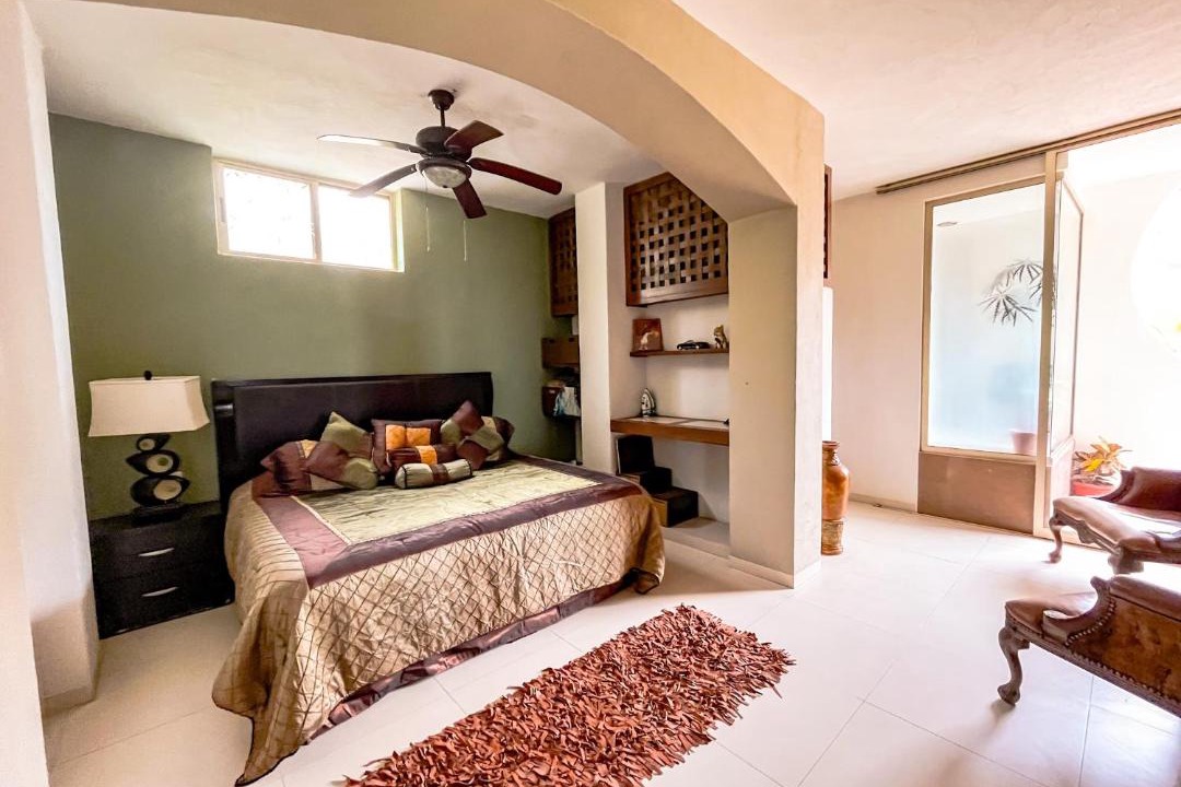 Photo of Bedroom in South Shore Hotel Area