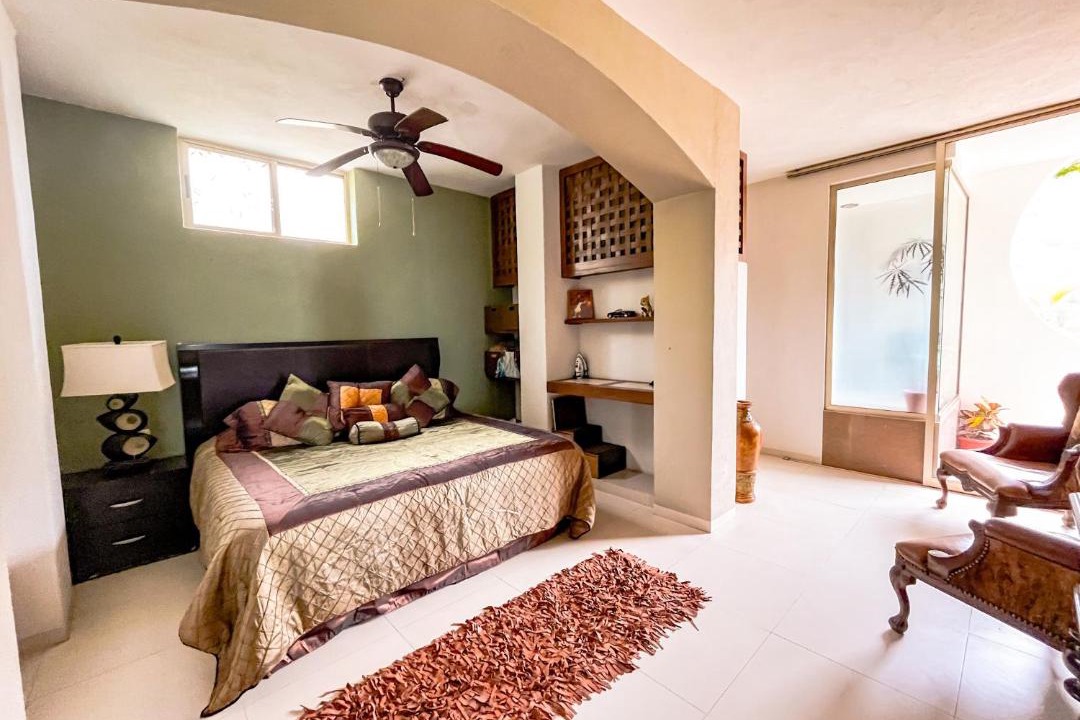 Photo of Bedroom in South Shore Hotel Area