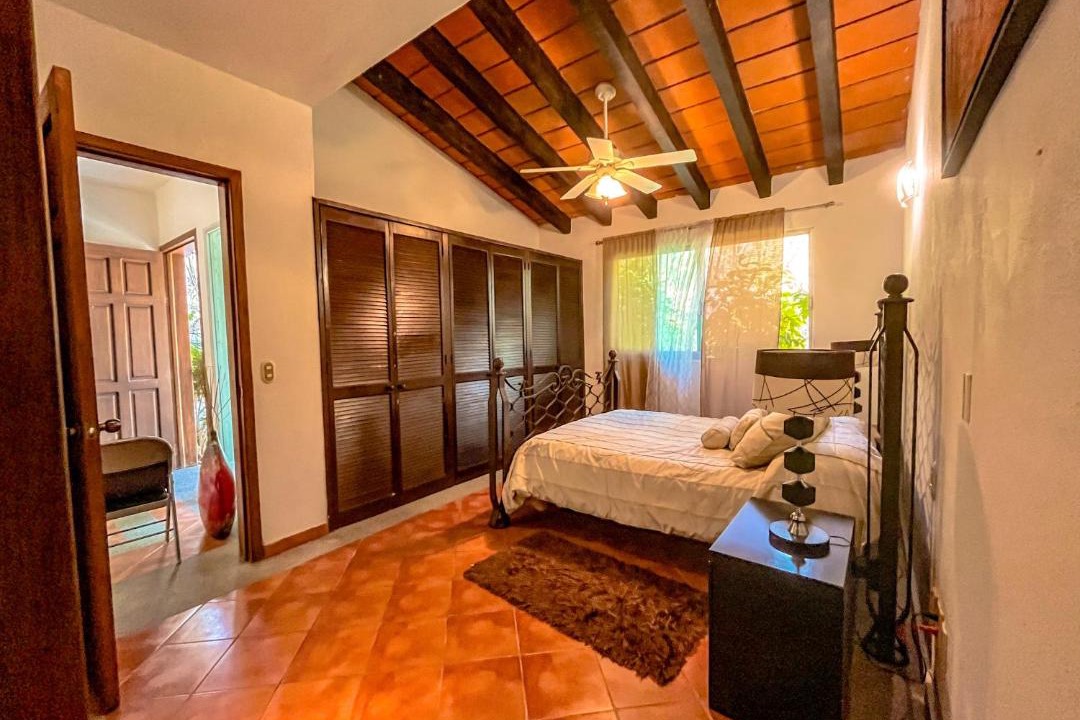 Photo of Bedroom in South Shore Hotel Area
