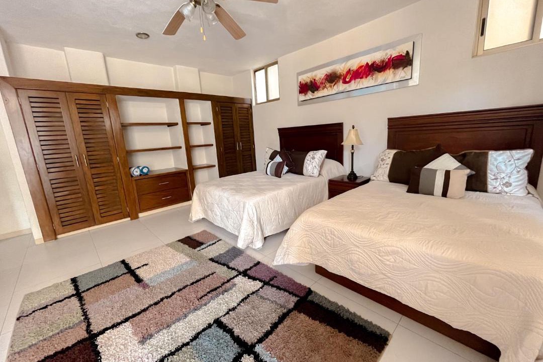 Photo of Bedroom in South Shore Hotel Area