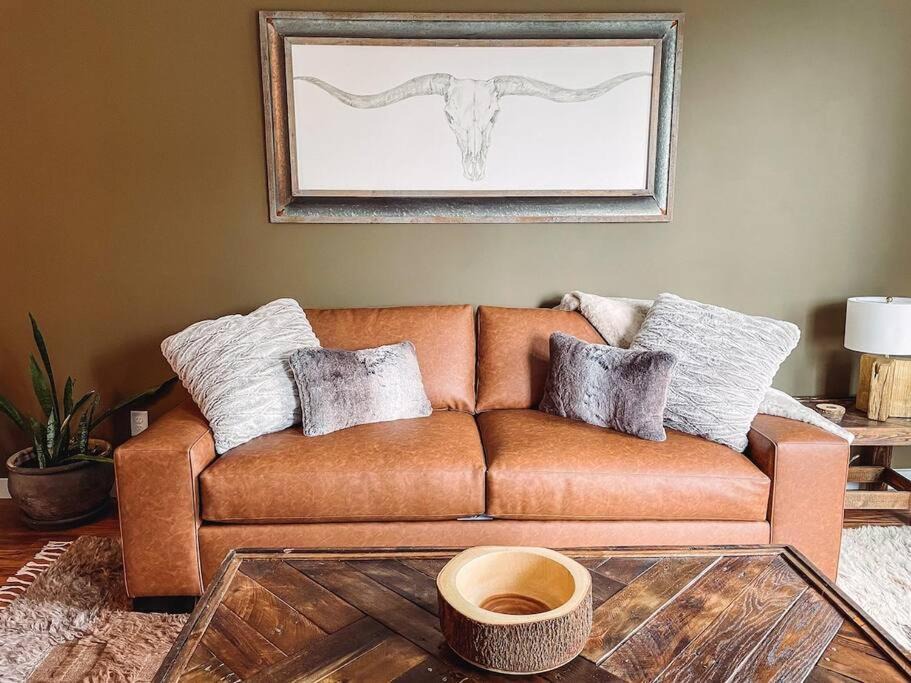 Photo of Livingroom in North Nashville