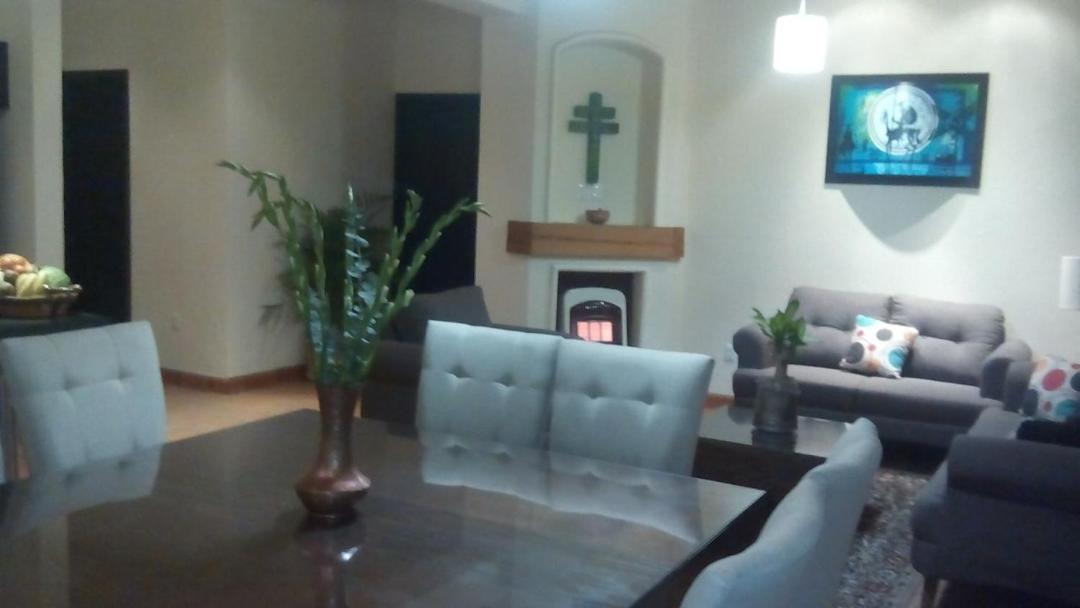 Photo of Livingroom in Atascadero
