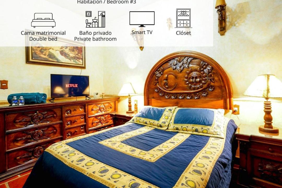 Photo of Bedroom in Taxco