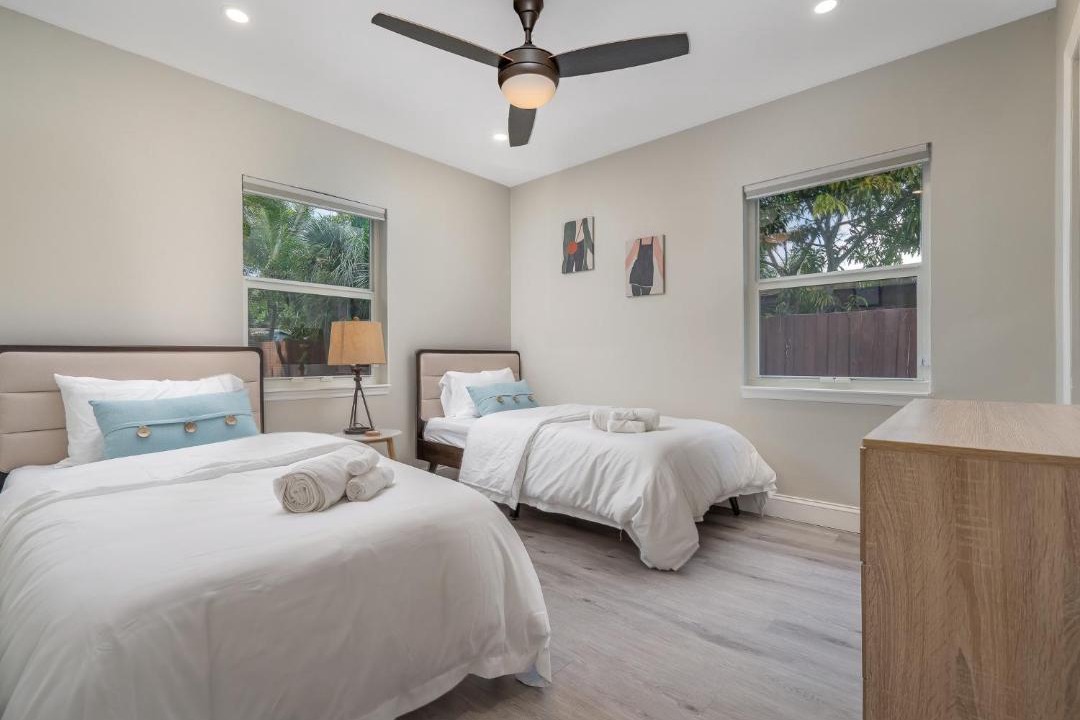 Photo of Bedroom in South Middle River
