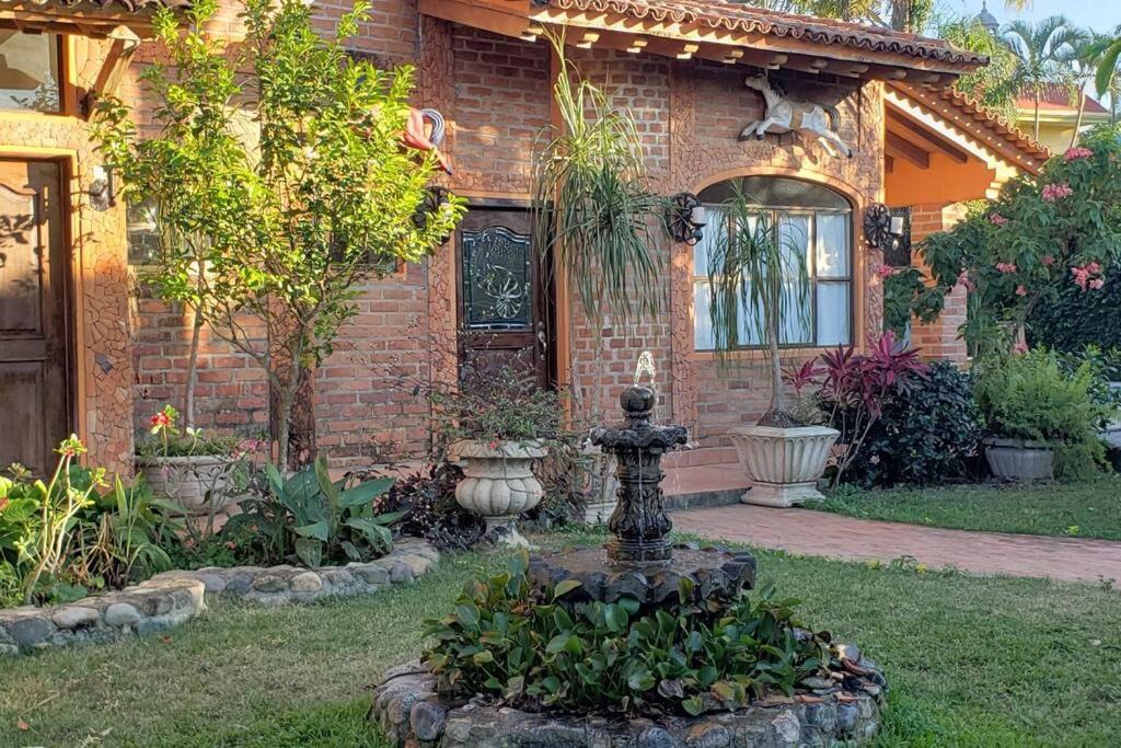 Photo of Buildings in El Tuito