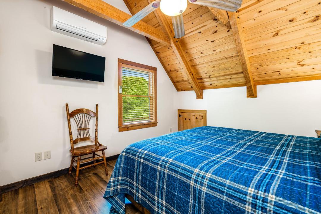 Photo of Bedroom in Seven Devils