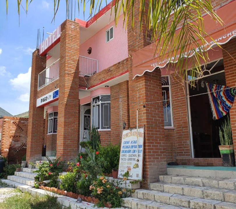 Photo of Buildings in Cardonal