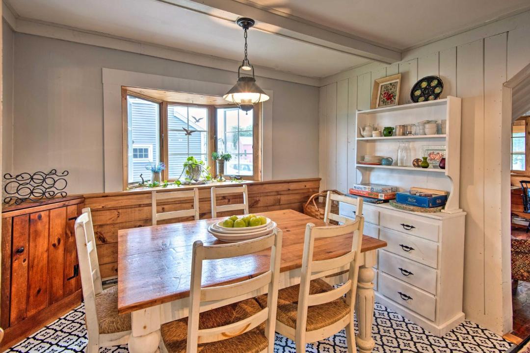 Photo of Kitchen in Pine Point