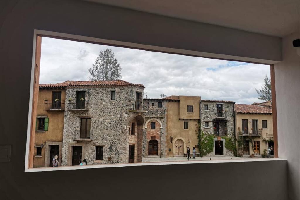 Photo of Buildings in Santeagueda