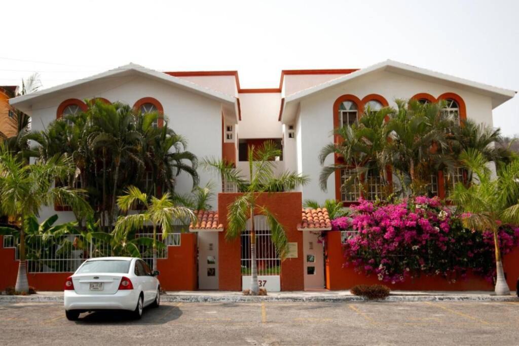 Photo of Others in Santa Maria Huatulco