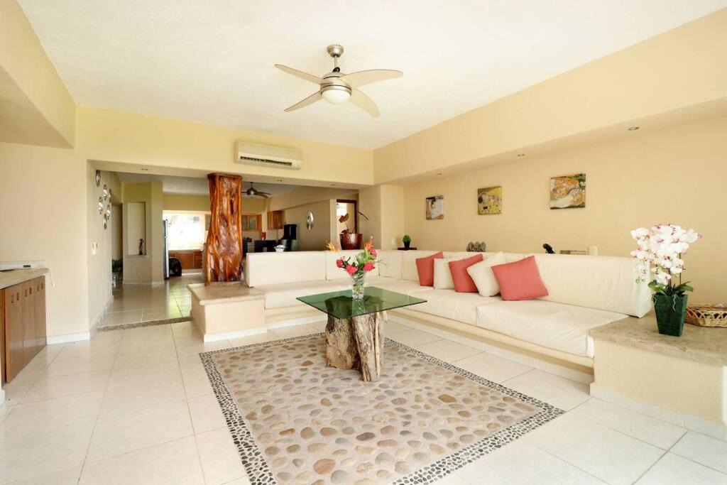 Photo of Livingroom in Acapulco
