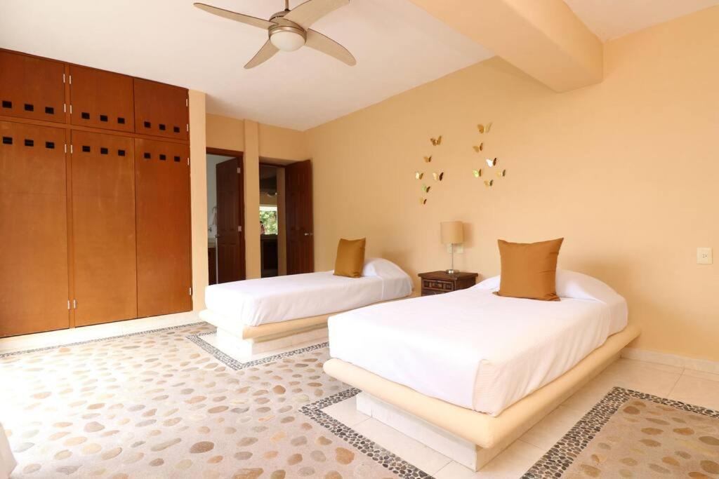 Photo of Bedroom in Acapulco