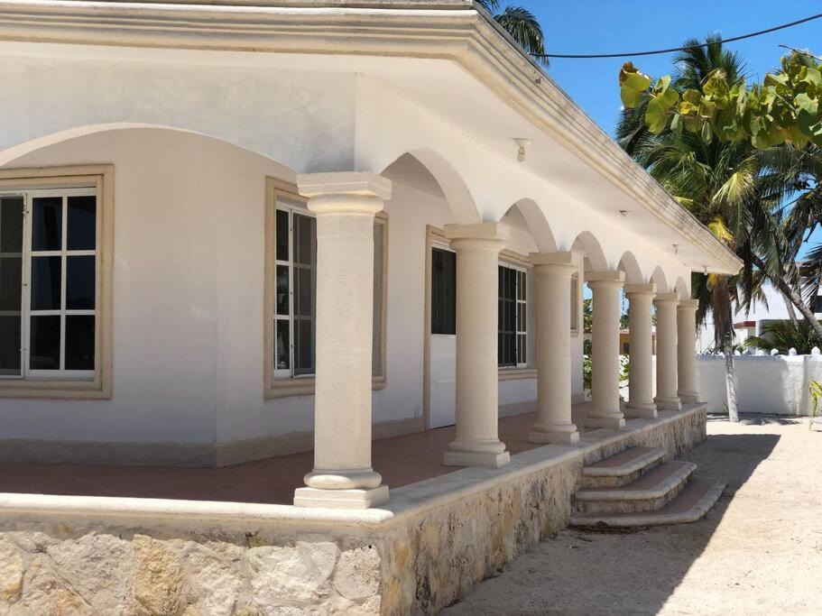 Photo of Buildings in Chicxulub Puerto