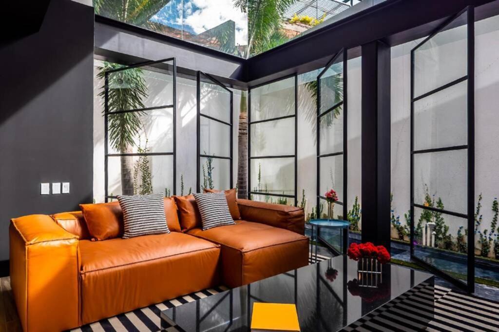 Photo of Livingroom in Romantic Zone